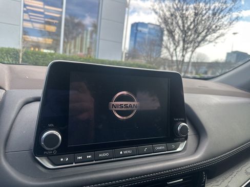 Certified 2021 Nissan Rogue SL image 11