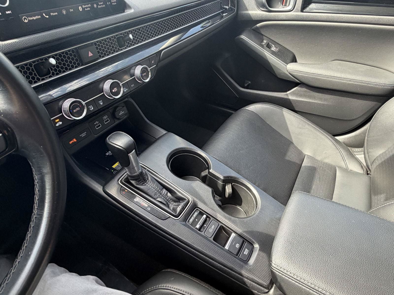 Used 2022 Honda Civic Touring image 22