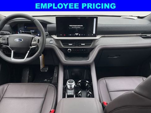 New 2026 Ford Explorer Platinum w/ LUX Leather Package AWD/4WD image 10