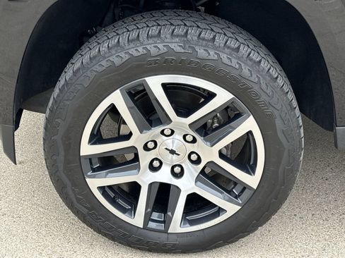 Used 2024 Chevrolet Colorado Z71 w/ Advanced Trailering Package AWD/4WD image 34