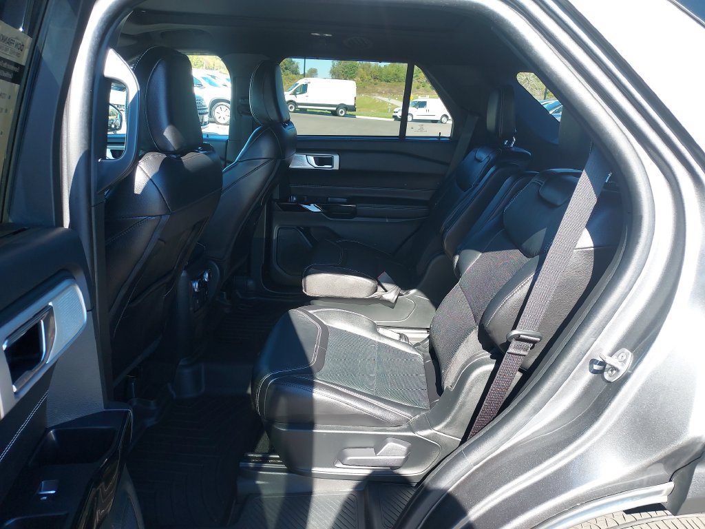 Used 2024 Ford Explorer ST w/ Equipment Group 401A AWD/4WD image 14