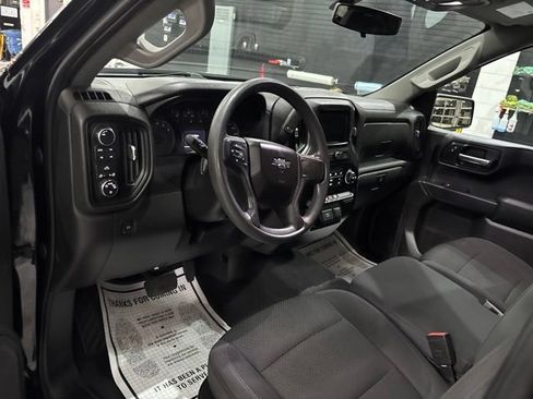 Used 2020 Chevrolet Silverado 1500 Custom Trail Boss w/ Custom Convenience Package AWD/4WD image 10