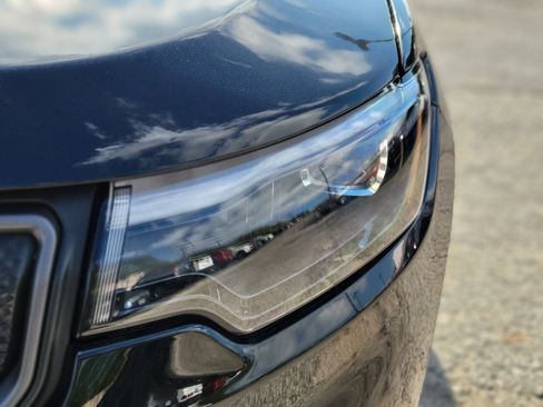 Used 2022 Jeep Compass Trailhawk w/ Trailhawk Elite Group image 11