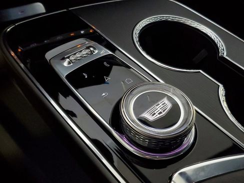 New 2026 Cadillac Lyriq V AWD/4WD image 23