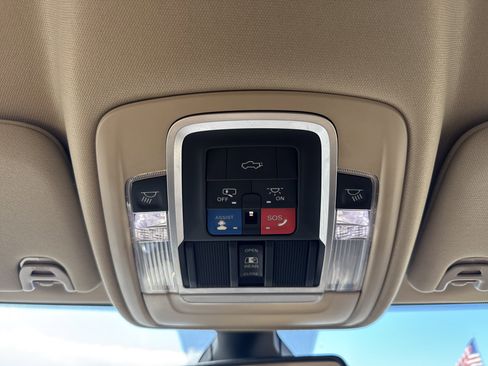 Used 2022 RAM 3500 Limited image 27