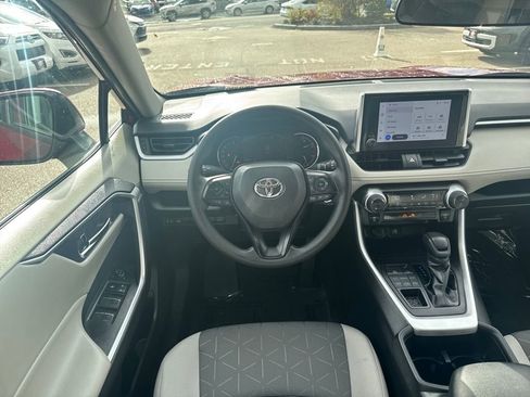 Used 2023 Toyota RAV4 XLE image 13