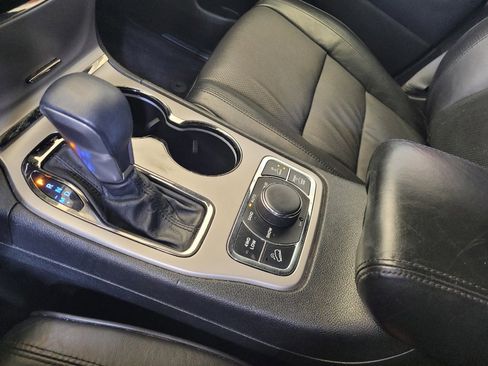 Used 2019 Jeep Grand Cherokee High Altitude image 26