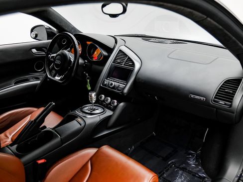 Used 2008 Audi R8 V8 image 41