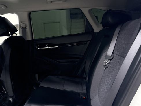 Used 2024 Kia Seltos X-Line image 11