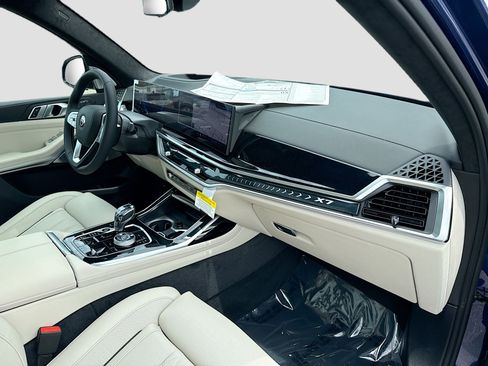New 2026 BMW ALPINA XB7 AWD/4WD image 15