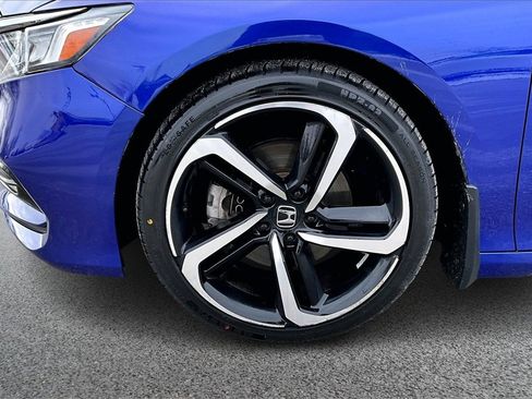 Used 2018 Honda Accord Sport image 31
