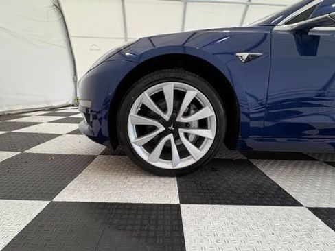 Used 2019 Tesla Model 3 Standard Range Plus RWD image 9