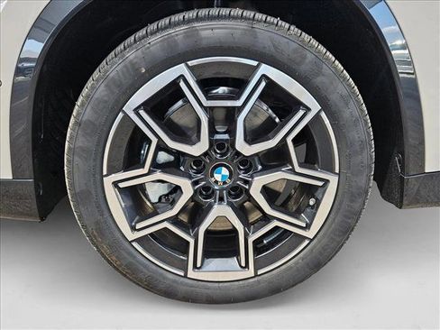 Used 2026 BMW X1 xDrive28i w/ Convenience Package image 16