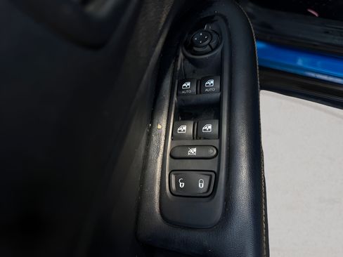 Used 2018 Jeep Compass Latitude w/ Cold Weather Group AWD/4WD image 17