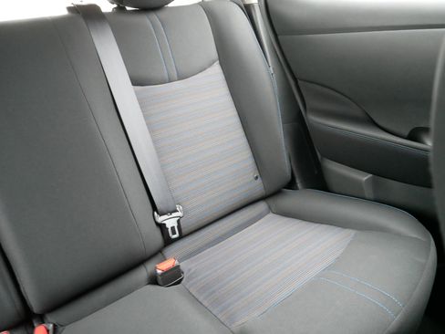 Used 2019 Nissan Leaf S w/ S Charge Package image 14