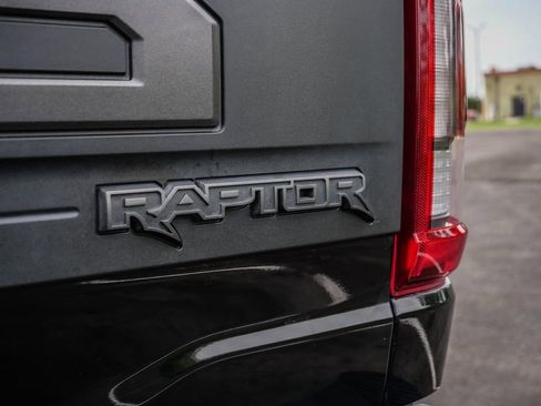 Used 2022 Ford F150 Raptor w/ Equipment Group 801A High AWD/4WD image 13