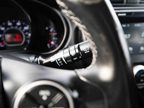 Used 2019 Kia Soul + image 14