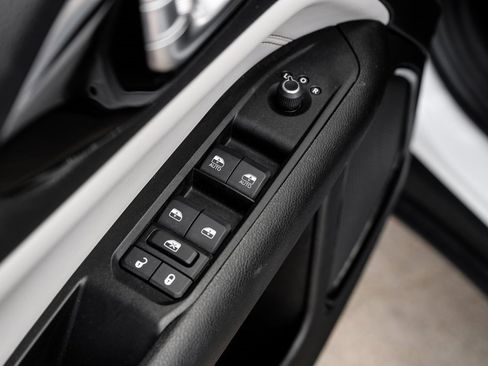 Used 2022 Jeep Compass Limited image 55