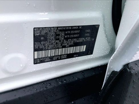 New 2025 Toyota RAV4 XLE image 21