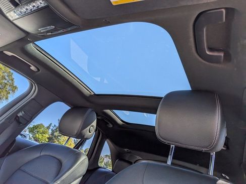 Used 2022 Mercedes-Benz GLC 300 4MATIC image 15