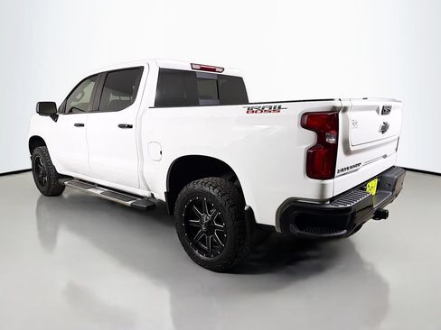 Used 2022 Chevrolet Silverado 1500 LT Trail Boss w/ LT Trail Boss Premium Package AWD/4WD image 8