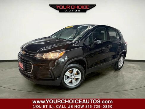 Used 2018 Chevrolet Trax LS image 1
