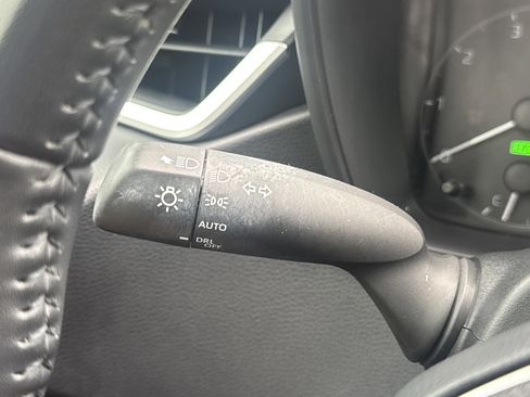 Used 2024 Toyota Corolla SE FWD image 21