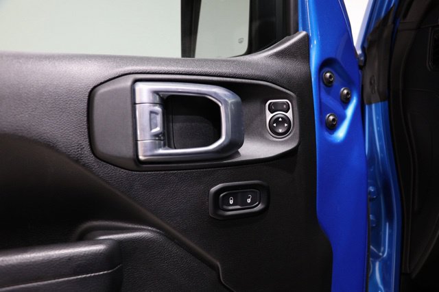Used 2024 Jeep Wrangler Unlimited Rubicon w/ Safety Group AWD/4WD image 18
