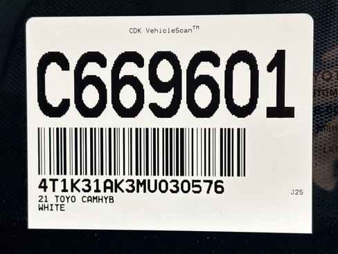 Used 2021 Toyota Camry XSE w/ Navigation Upgrade Package image 26