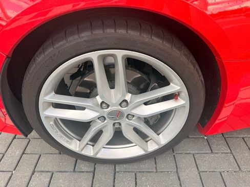 Used 2018 Chevrolet Corvette Stingray Coupe w/ 2LT Preferred Equipment Group image 25