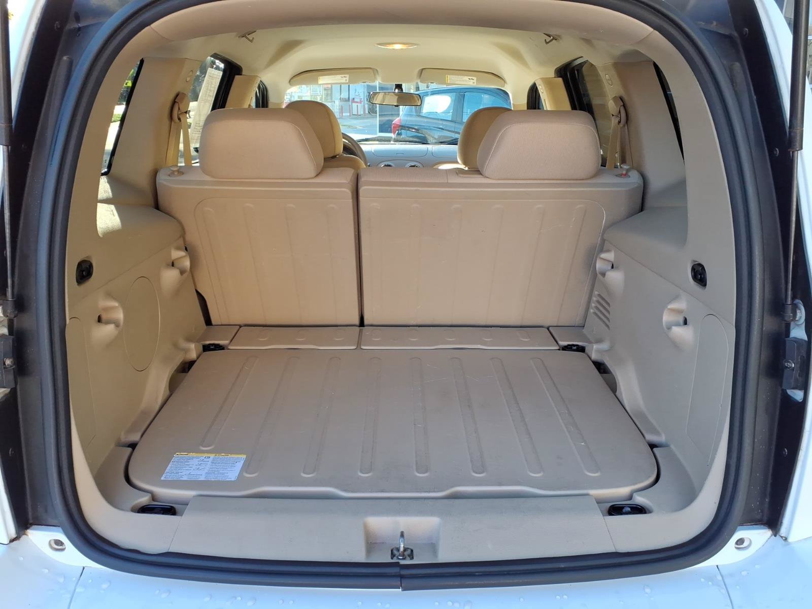 Used 2009 Chevrolet HHR LS FWD image 11