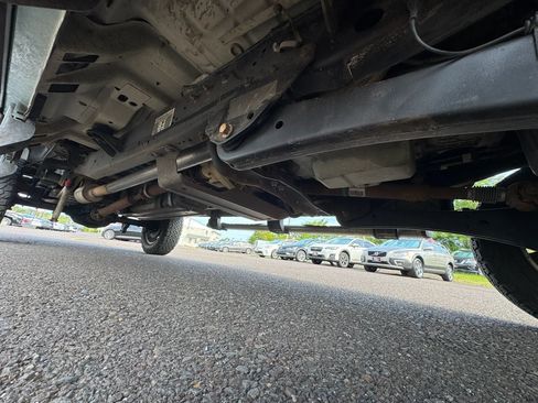 Used 2010 Ford F250 Lariat AWD/4WD image 24