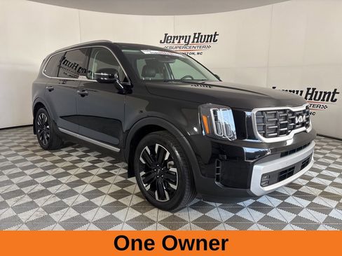 Used 2024 Kia Telluride SX w/ Towing Package image 4