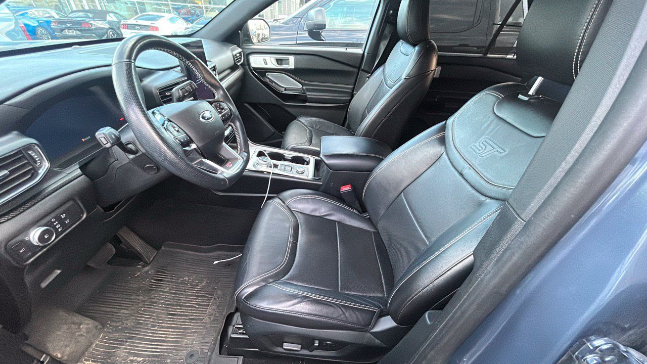 Used 2021 Ford Explorer ST w/ Equipment Group 401A AWD/4WD image 3