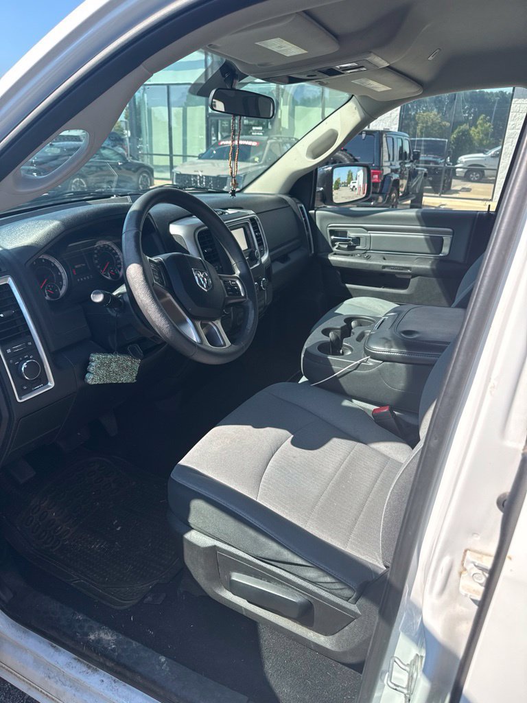 Used 2021 RAM 1500 Classic SLT RWD image 3