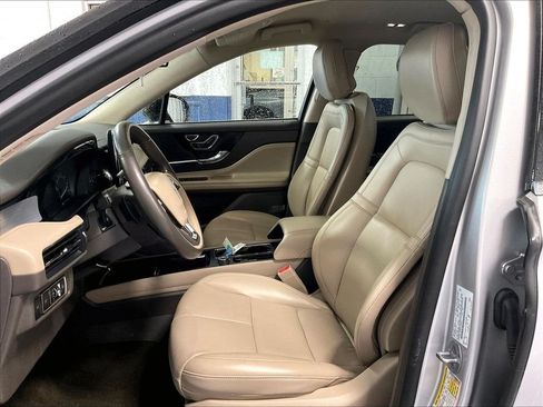 Used 2020 Lincoln Corsair AWD w/ Equipment Group 101A image 10