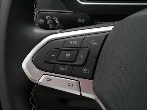 Certified 2023 Volkswagen Tiguan SE AWD/4WD image 25