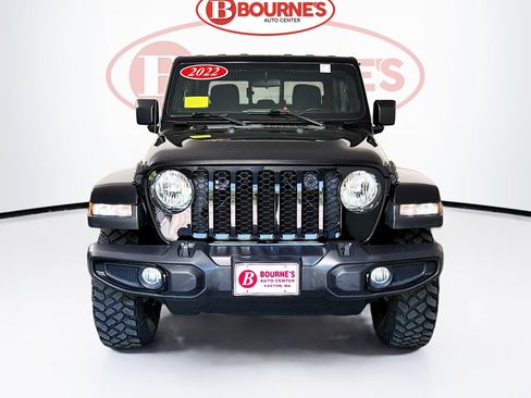 Used 2022 Jeep Gladiator Sport AWD/4WD image 4
