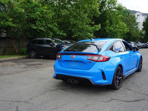 Used 2024 Honda Civic Type R image 4