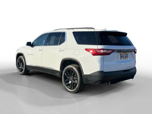 Used 2020 Chevrolet Traverse LT w/ LPO, Blackout Package image 3