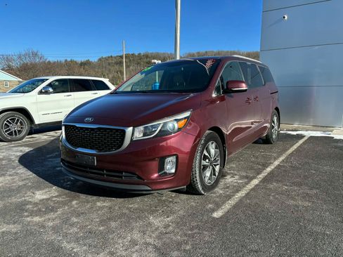 Used 2015 Kia Sedona SX image 7