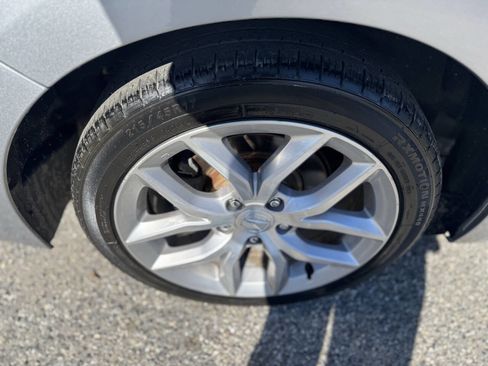 Used 2019 Acura ILX image 64