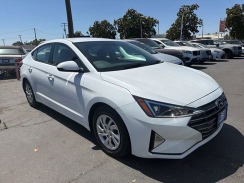 Used 2020 Hyundai Elantra SE w/ Cargo Package (C1) FWD image 1