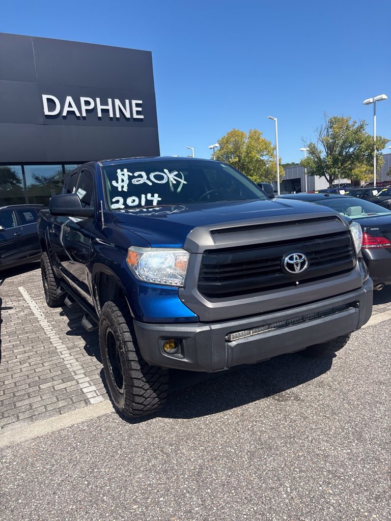 Used 2014 Toyota Tundra SR RWD image 2
