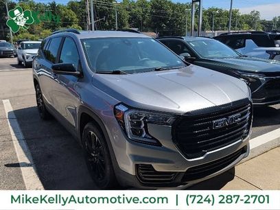 Used 2024 GMC Terrain SLE w/ Driver Convenience Package