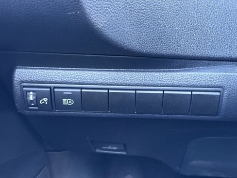 Used 2024 Toyota Corolla LE image 16