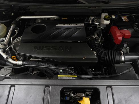 Used 2022 Nissan Rogue SV image 25