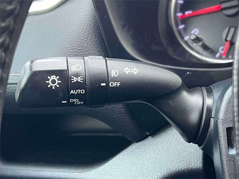 Certified 2020 Toyota RAV4 XLE Premium image 26