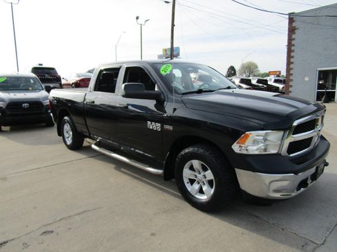 Used 2018 RAM 1500 ST w/ SXT Appearance Group image 6