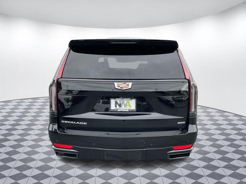 Used 2024 Cadillac Escalade Sport AWD/4WD image 4
